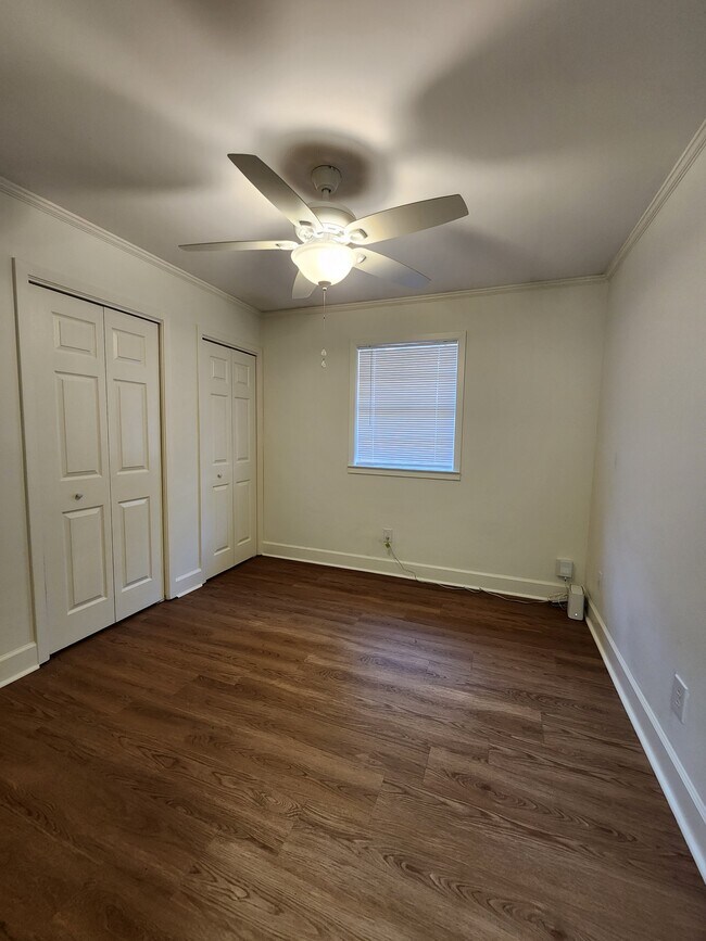 Foto del edificio - 117 Roberts Cir