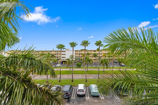 Foto del edificio - 2615 NE 1st Ct