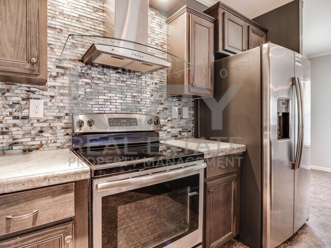 Foto del edificio - COMING SOON! Charming 3 bedroom home in Lafayette!