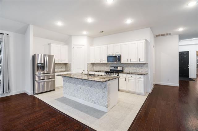 Foto del edificio - 2144 Spencer Ln