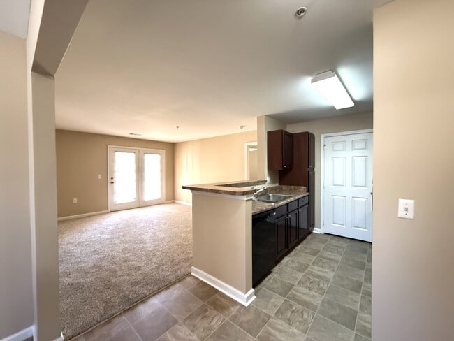 Building Photo - Needmore Place