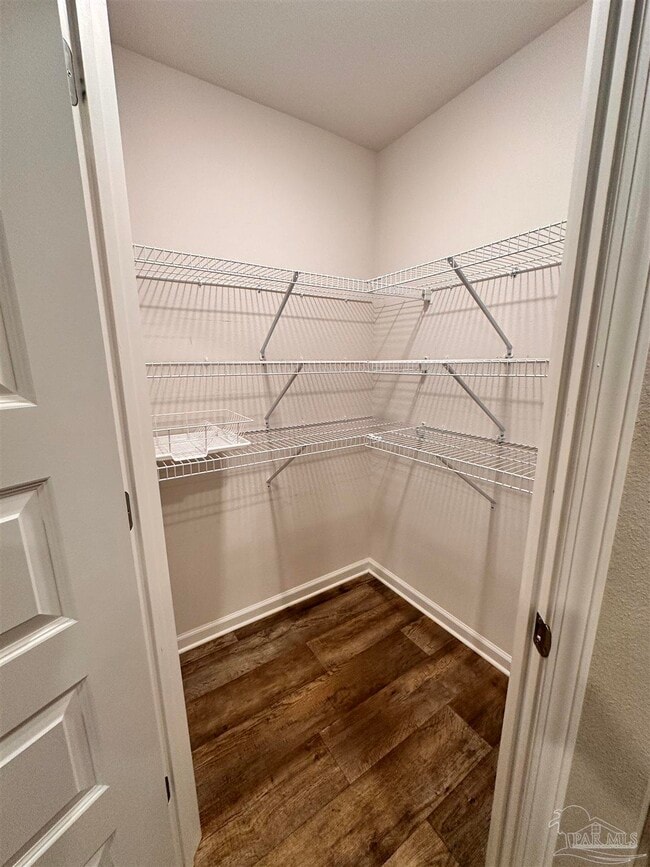 Foto del edificio - 7404 Oak Lake Blvd