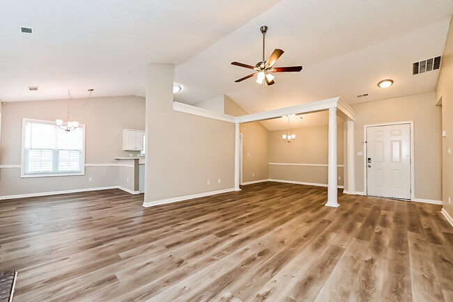 Foto del edificio - 125 Gingerbread Pl