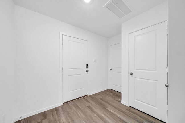 Building Photo - 21333 FM 1488 Rd