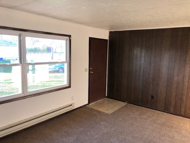 Foto del edificio - 146-148 Fauber Ln