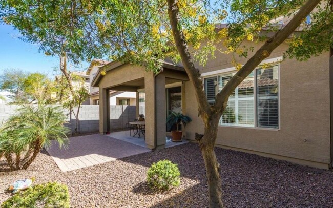 Building Photo - 14568 W Maui Ln