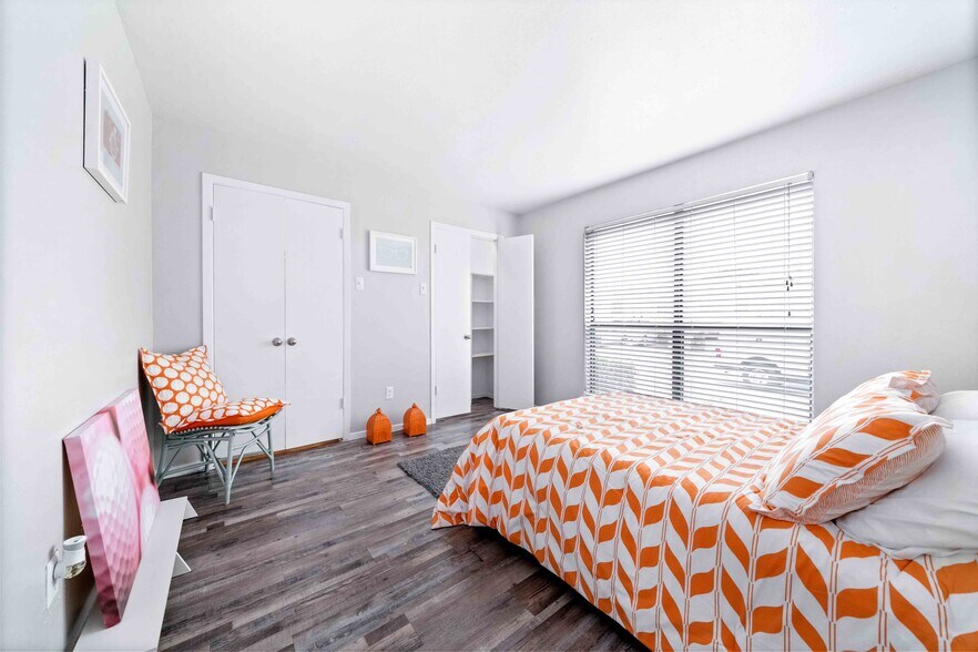 The Stella - 4299 Pleasant Run Rd Irving, TX 75038 | Apartments.com