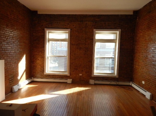 Foto del edificio - 315 W 136th St