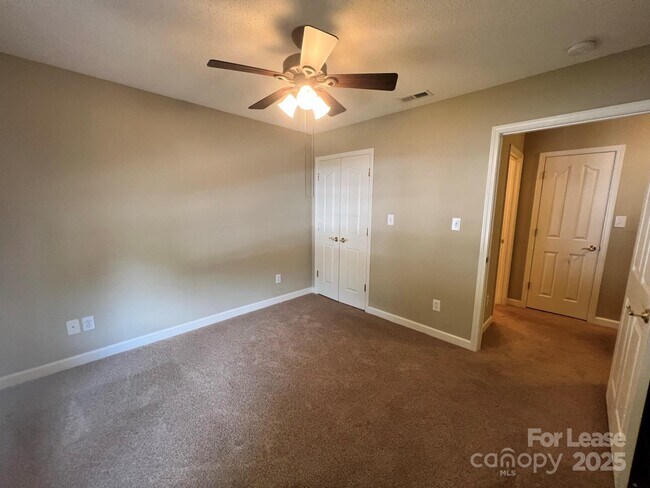 Building Photo - 111 Bevington Way