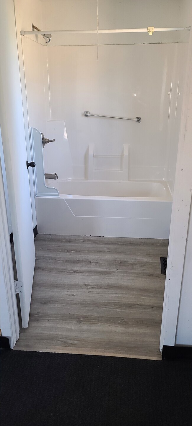 Foto del edificio - 111 Main St