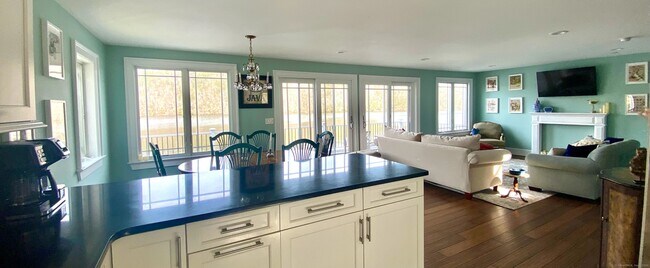 Building Photo - 29 Bankside Trail