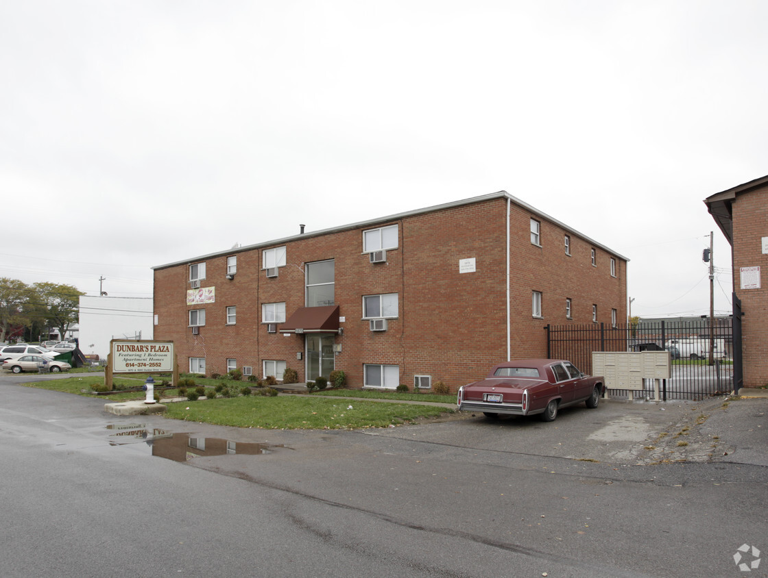 Building Exterior - Dunbar Apartments