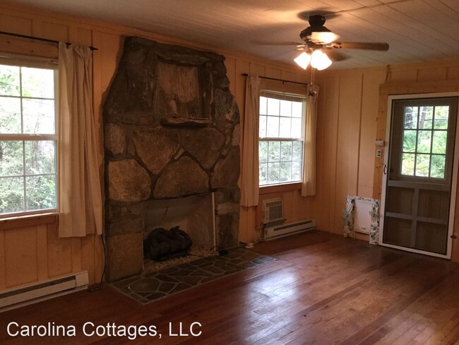 Building Photo - 2 br, 1 bath House - 2043 Laurel Park Hwy