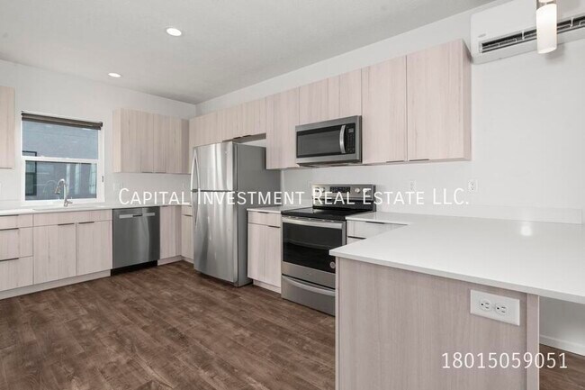 Foto del edificio - 1689 S W Temple St