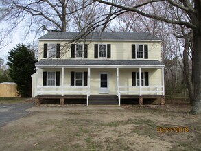 Building Photo - 1912 Millsap Ln
