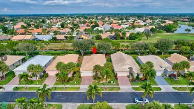 Foto del edificio - 12752 Coral Lakes Dr