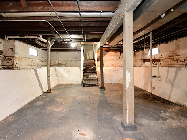 Photo - 2723 Newport Ave House