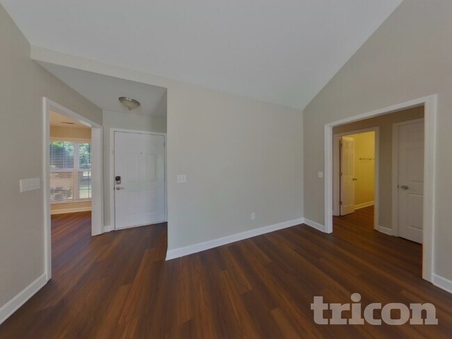 Foto del edificio - 2905 Haddox Pl