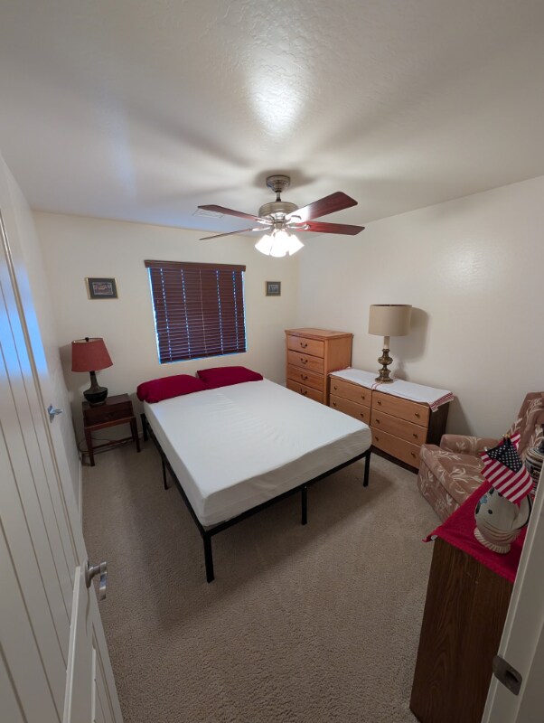 Foto del edificio - 8217 W Coronado Dr