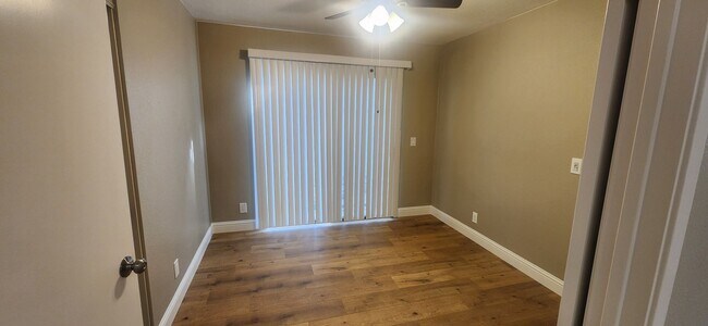 Foto del edificio - Updated 3 Bedroom 2 Bathroom Home in Pocke...