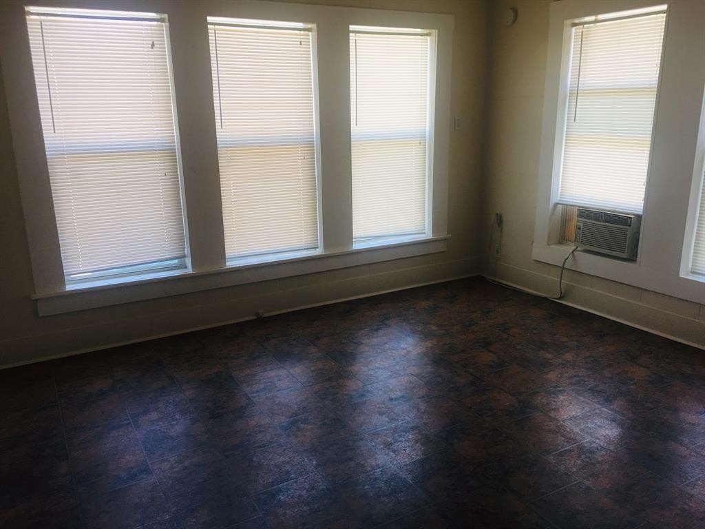 1000 Gregg St, Denton, TX 76201 Apartment for Rent in Denton, TX