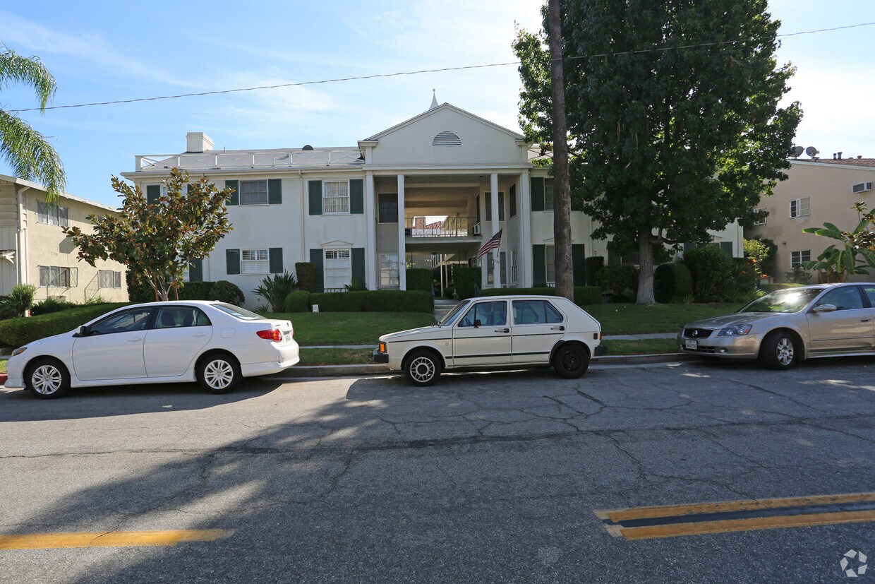Building Photo - 1122 N Louise St