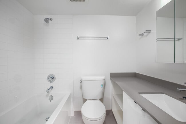 Photo du bâtiment - Central Plaza