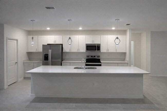 Foto del edificio - 5695 Le Marin Wy