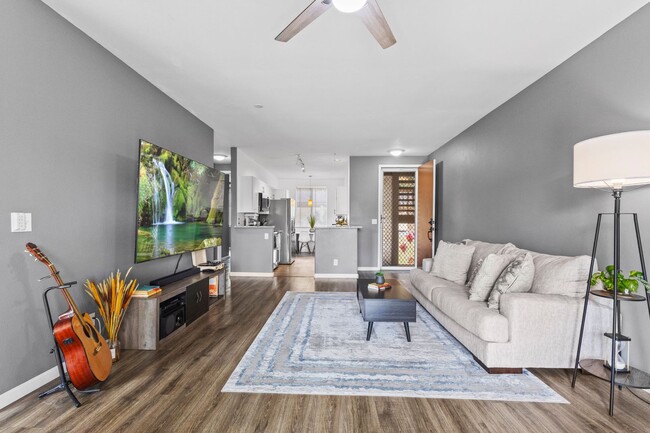 Building Photo - Mililani Living – Upgraded 2-Bed, 2-Bath Condo with High Ceilings