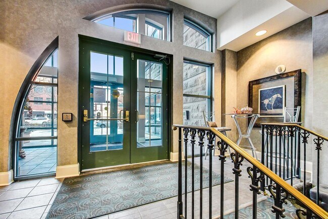 Foto del edificio - 44 N Vail Ave