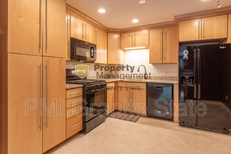 1311 Hanover St Unit 12, Manchester, NH 03104 Condo for Rent in