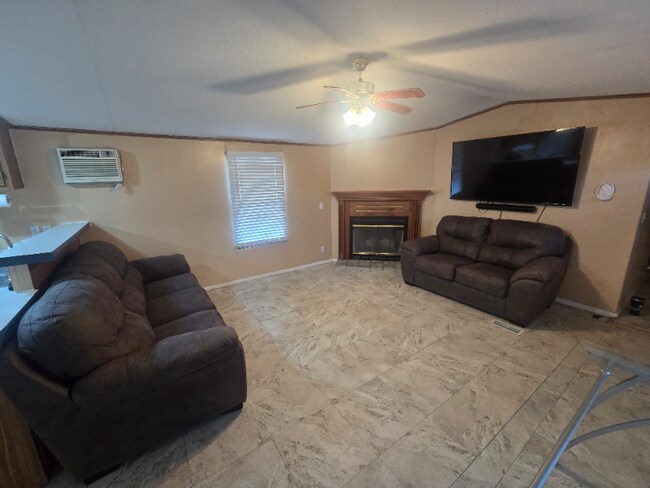 Foto del edificio - 7871 S Pistol Hill Rd