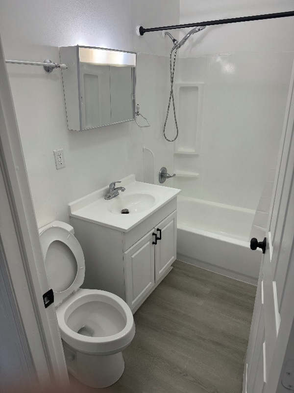 Building Photo - 1596 S Champion Ave