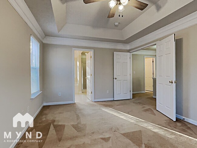 Foto del edificio - 15247 Leslie Brooke Rd
