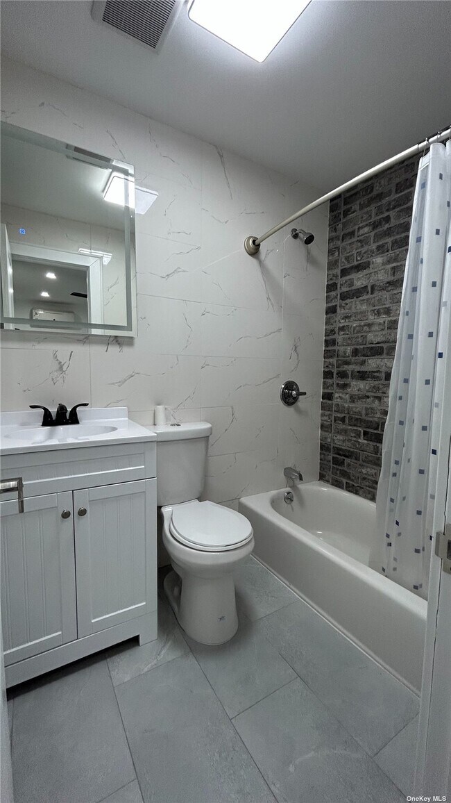 Foto del edificio - 88-32 80th St
