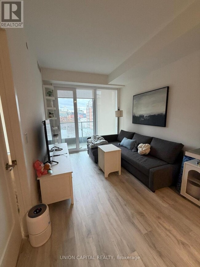 Building Photo - 70 Princess St