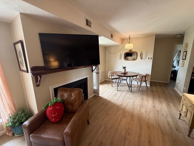 Foto del edificio - 3551 Timberline Trail