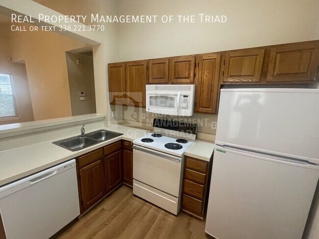 Building Photo - 3 Bedroom, 2 Bath Single Family Home in Gr...