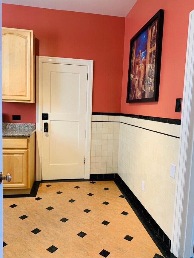 Foto del edificio - 2 bedroom in San Francisco CA 94110