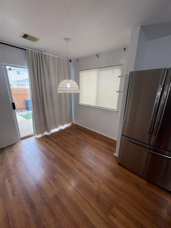 Foto del edificio - 6333 Settlers Square Ln