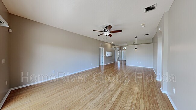 Building Photo - 24543 Siena Dr