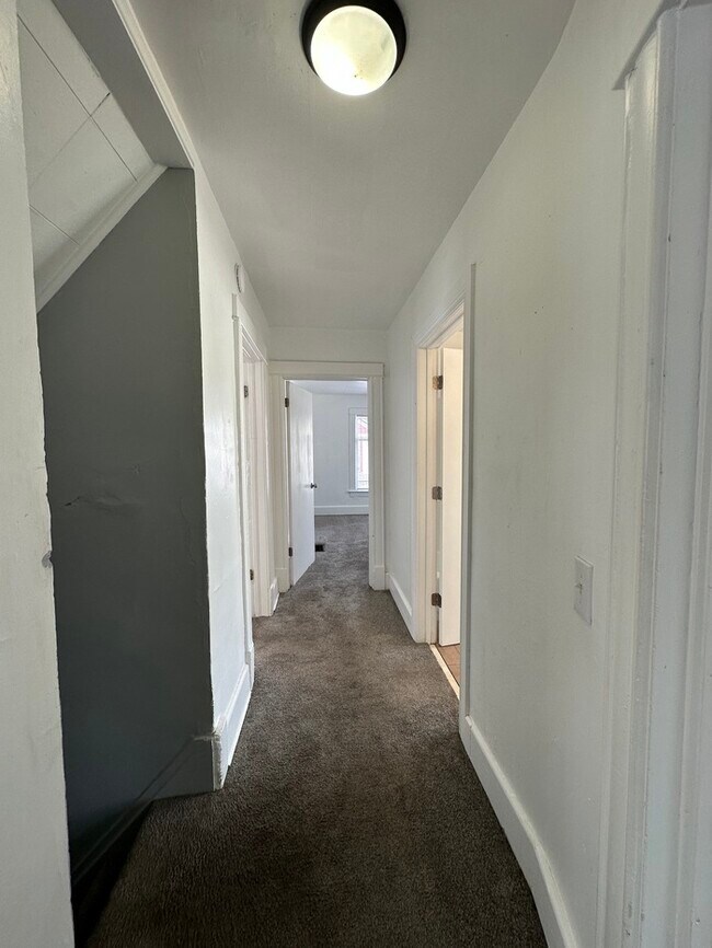 Foto del edificio - Large 4bed/2ba home right downtown Kalamazoo!