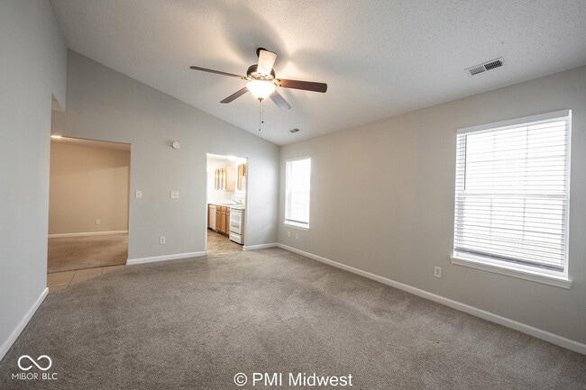 Building Photo - 19496 Prairie Crossing Dr