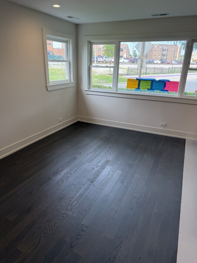 Foto del edificio - 7701 W Marwood Ave