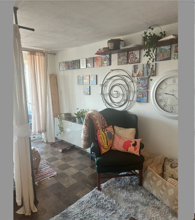 Sala de estar - 1311 Delaware Ave SW