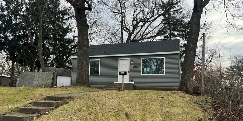 Primary Photo - 601 Walker Street
