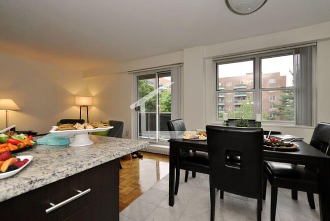Photo - Coolidge Corner 2 Bed House