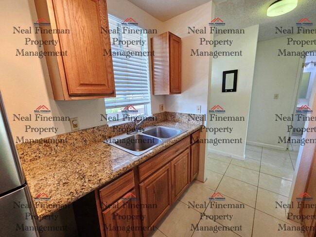 Foto del edificio - 2 Bed 1 Bath, One parking Condo Hoomaka Vi...