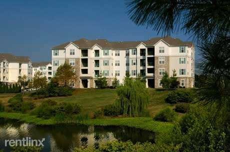 Building Photo - 13809 Jefferson Park Dr