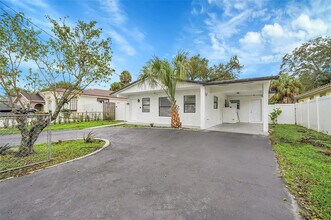 Building Photo - 2784 NW 9th St